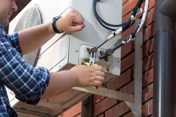 Expert Tips for Fixing AC Issues Caused by a Blocked Condensate Drain